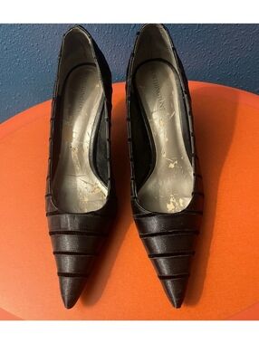 Vintage Black Pointed toe dress pumps